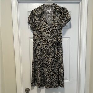 Tribal Print Black and Tan Patterned Dress

F